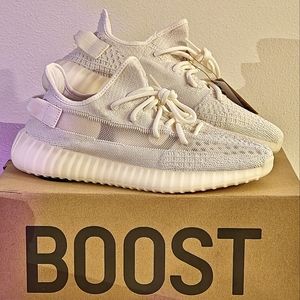 YEEZY 350 BOOST V2 Mens Size 9.5 Bone ADIDAS NWT